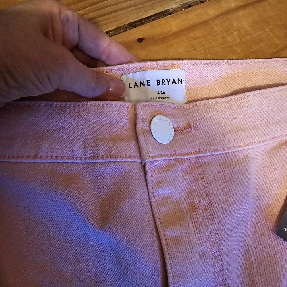 Lane Bryant NWT Women Signature Fit Plus Pink Denim Shorts Sz 34-36 recycled $70